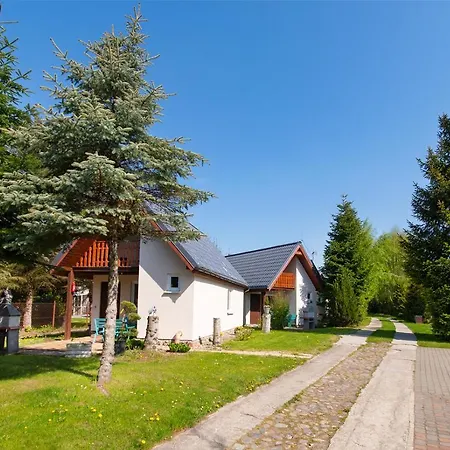 Agroturystyka Domki Zacisze بيت للعطل *
