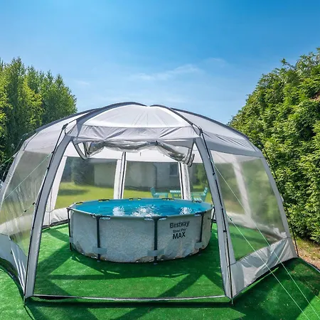 Agroturystyka Domki Zacisze Сasa de vacaciones *